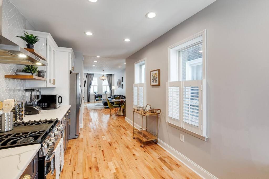 Trendy Fairmount Gem-5 Star Location, Roof Deck, Parking, Gr8 For Families Apartment Philadelphia Ngoại thất bức ảnh